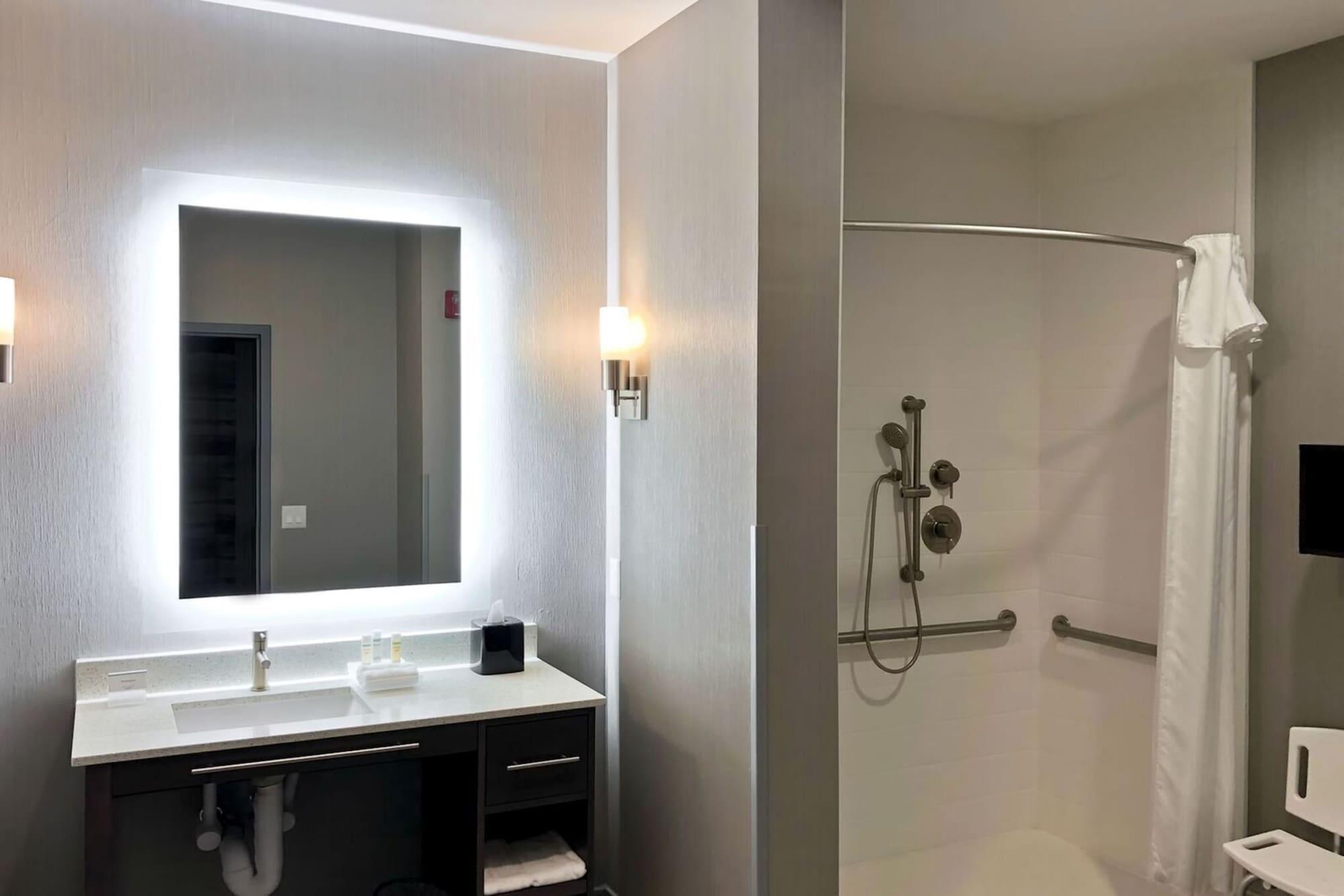 Homewood Suites By Hilton Conroe Ngoại thất bức ảnh